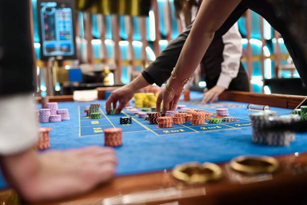 xshop app dashboard showing sportsbook, live dealers, and slot games